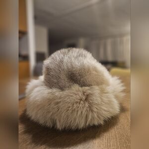 Genuine Fur Vintage Hat Women's (Small)